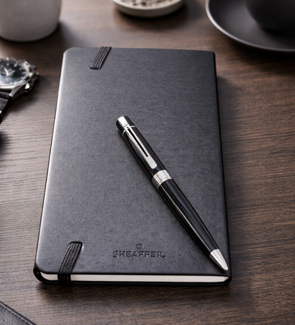 Sheaffer Gift Set- VFM Matte Black BP with A6 Black Notebook