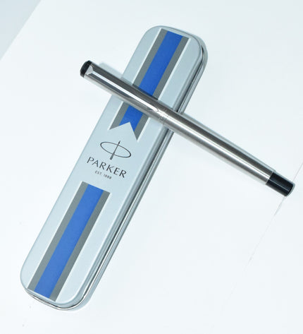 Parker Vector Matte Black Fountain Pen With Chrome Trim-Fine