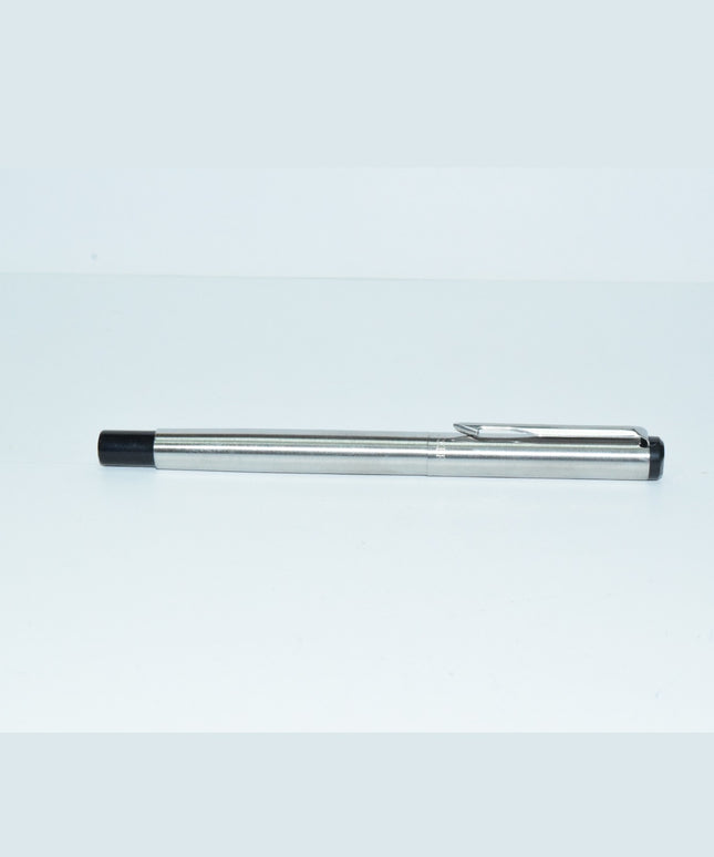 Parker Vector Matte Black Fountain Pen With Chrome Trim-Fine